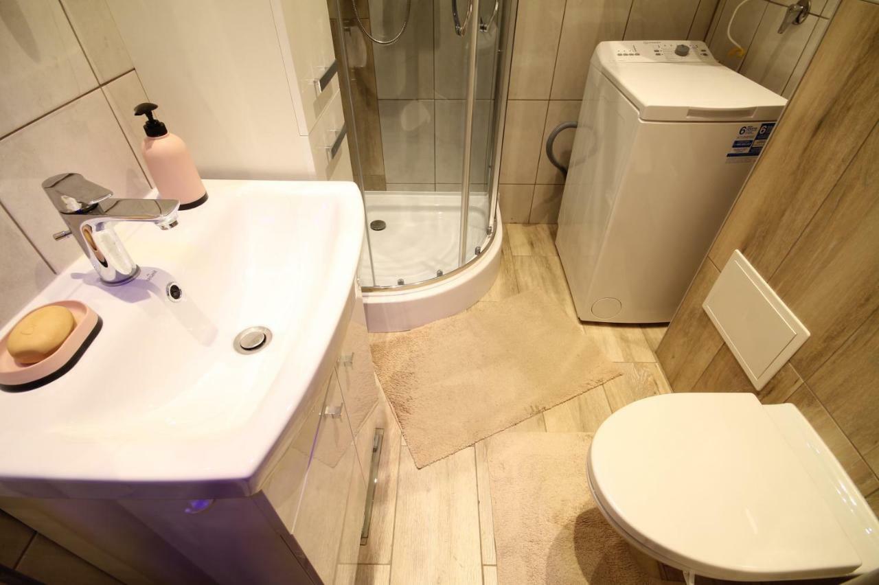 Studio Flat Grunwaldzka Up To 2Persons+1 Wrocław Eksteriør bilde